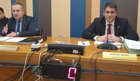 Πρώτη δημόσια σύγκρουση ΑΠΟΣΤΟΛΟΠΟΥΛΟΥ - ΚΟΥΚΗ με φόντο 1 εκ. ευρώ στην εταιρεία security