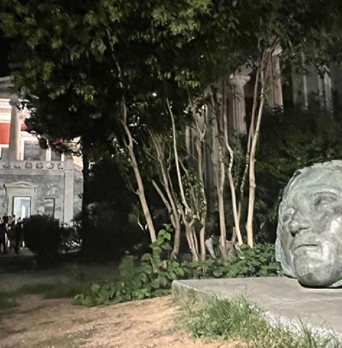 8ΠΡΟΤΑΣΕΙΣ: Η εξέγερση του Πολυτεχνείου ζωντανός οδηγός συλλογικής διεκδίκησης